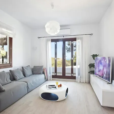 Beachfront With Saltwater Pool בית נופש סן חוזה דה סא טלאיה